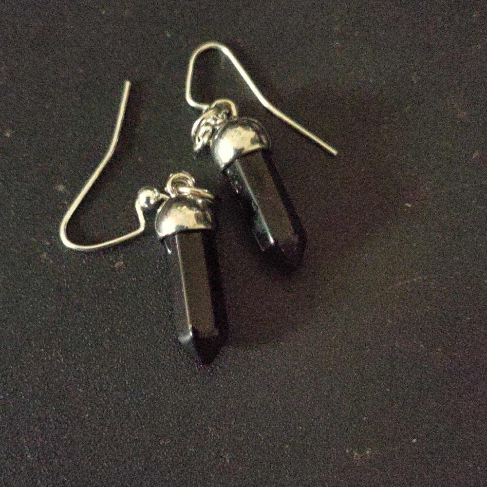 NWOT Black Obsidian Dangle Earrings
